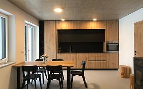 Holiday House Smuc